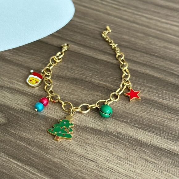 Christmas 🤶 Gold Charm Bracelet Q220 - Picture 2 of 6